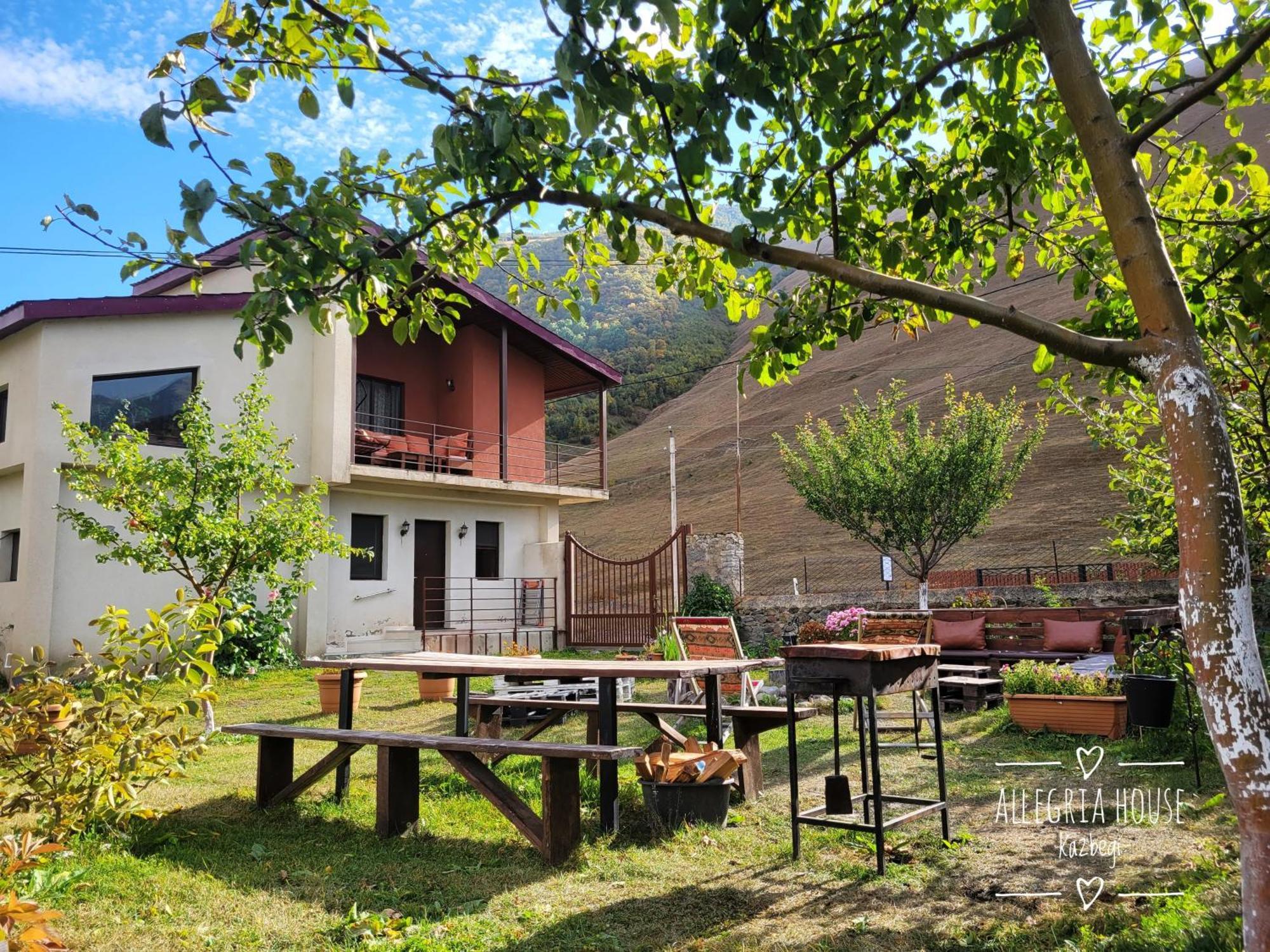 ---Allegria House--- Kazbegi Eksteriør billede